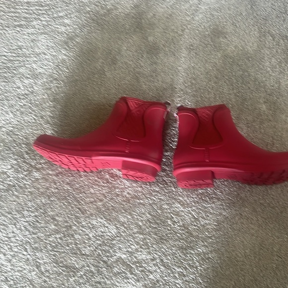 Ugg “Droplet” rain boot - Picture 4 of 8